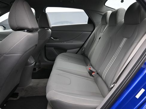 Certified 2023 Hyundai Elantra SEL w/ Convenience Package FWD image 12