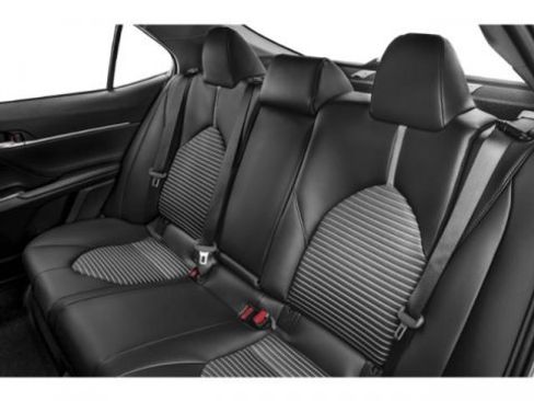 Used 2023 Toyota Camry SE w/ Cold Weather Package image 13