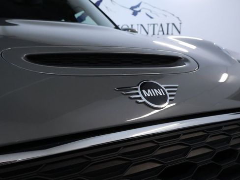 Used 2022 MINI Cooper Clubman S AWD/4WD image 9