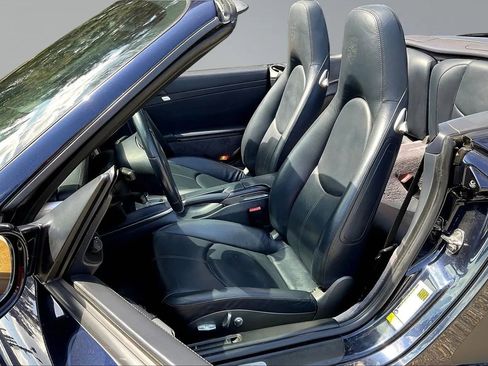 Used 2006 Porsche 911 Carrera 4S AWD/4WD image 19