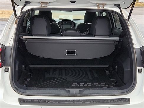 Used 2024 Subaru Crosstrek 2.5i Limited w/ Crosstrek Mirror Package image 10