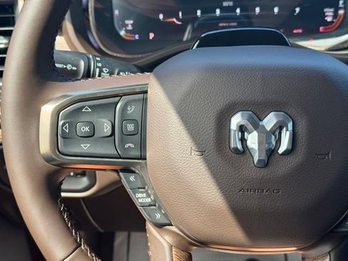 Used 2026 RAM 1500 Limited AWD/4WD image 32