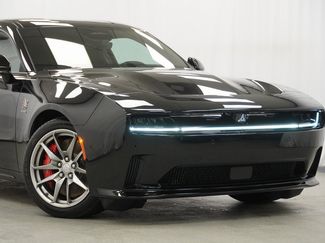 Used 2025 Dodge Charger R/T Scat Pack w/ Track Pack video 3