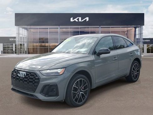 Used 2022 Audi SQ5 Prestige w/ Prestige Package AWD/4WD image 3