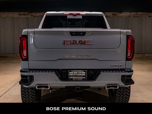 Used 2024 GMC Sierra 1500 AT4 w/ Technology Package image 8