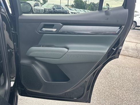 New 2026 GMC Terrain AT4 w/ Convenience Package III AWD/4WD image 17