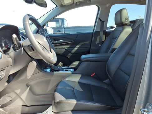 Used 2023 Chevrolet Equinox Premier FWD image 12