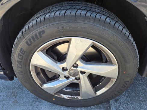 Used 2020 Audi Q3 2.0T Premium w/ Convenience Package image 7