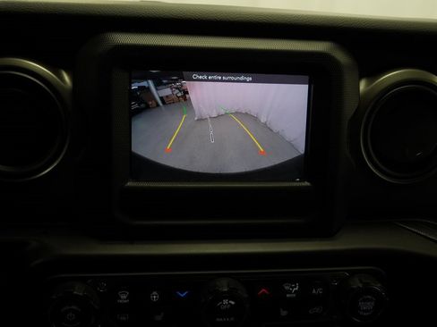 Certified 2022 Jeep Wrangler Unlimited Sport image 33