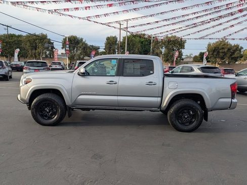 Used 2019 Toyota Tacoma SR5 image 12
