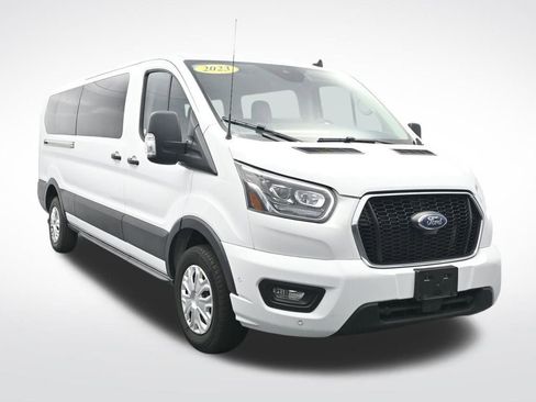 Used 2023 Ford Transit 350 XLT image 3