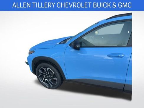 Used 2024 Chevrolet Trax RS w/ Driver Confidence Package image 7