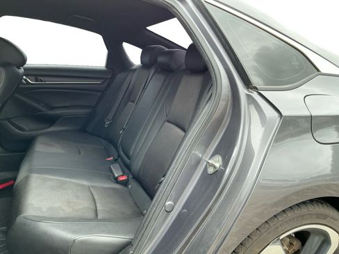 Used 2019 Honda Accord Sport image 12