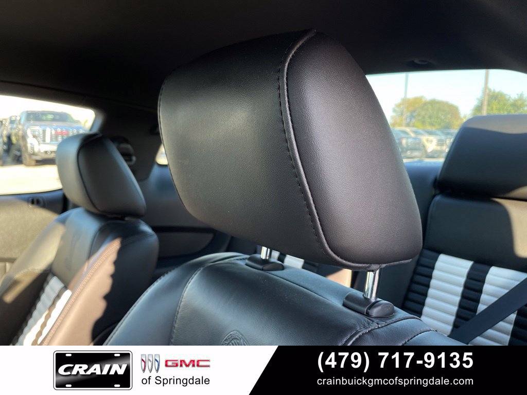 Used 2011 Ford Mustang Shelby GT500 w/ Electronics Pkg RWD image 20