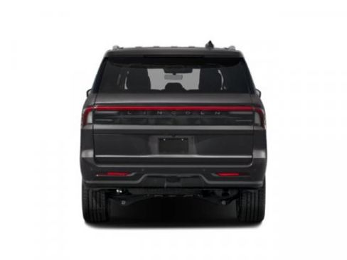 Used 2025 Lincoln Navigator L Reserve w/ Jet Appearance Package AWD/4WD image 8