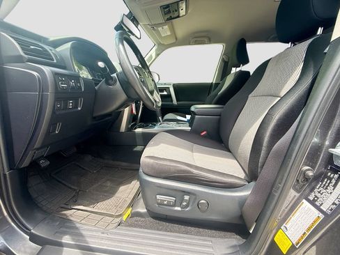Used 2020 Toyota 4Runner SR5 RWD image 22