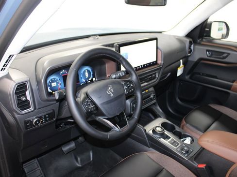 New 2025 Ford Bronco Sport Outer Banks w/ Sasquatch Outer Banks Package AWD/4WD image 22