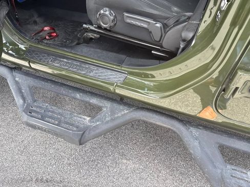 Used 2021 Jeep Gladiator Sport AWD/4WD image 10