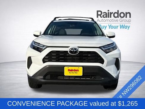 Used 2022 Toyota RAV4 XLE w/ Convenience Package AWD/4WD image 2