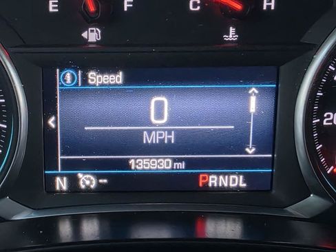 Used 2019 Chevrolet Equinox LT image 9