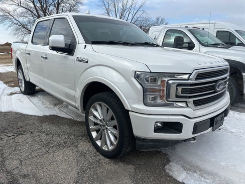 Used 2019 Ford F150 Limited image 2