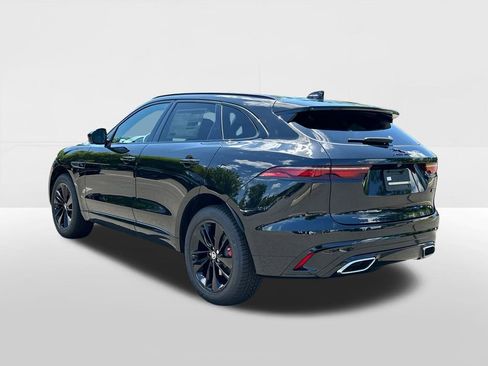 New 2026 Jaguar F-PACE R-Dynamic S image 2