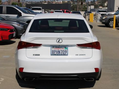 Used 2017 Lexus IS 200t F Sport w/ F Sport Package RWD image 20