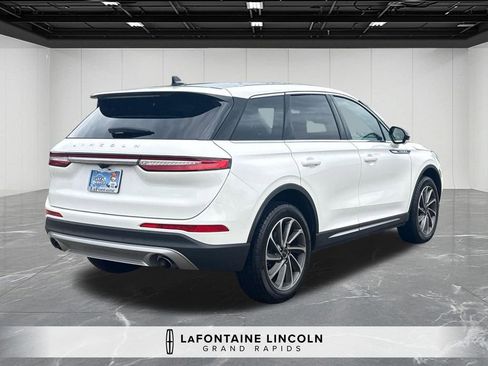 Used 2024 Lincoln Corsair AWD w/ Equipment Group 101A image 5