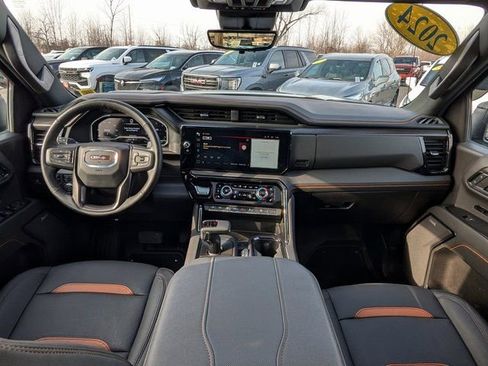 Certified 2024 GMC Sierra 1500 AT4 w/ Technology Package image 9