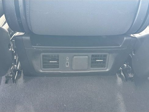 Used 2025 Chevrolet Silverado 1500 LT RWD image 26