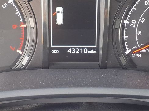 Certified 2023 Toyota 4Runner SR5 Premium image 28