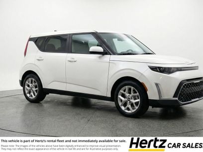 Used 2025 Kia Soul LX w/ LX Technology Package
