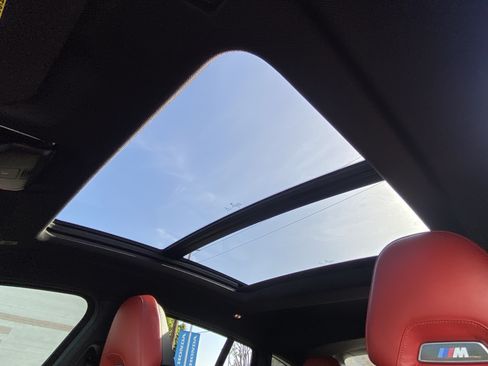 Used 2022 BMW X4 M AWD/4WD image 29