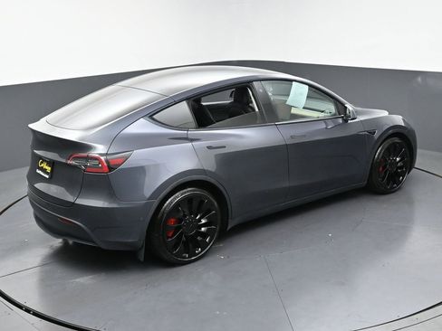 Used 2022 Tesla Model Y Performance image 43