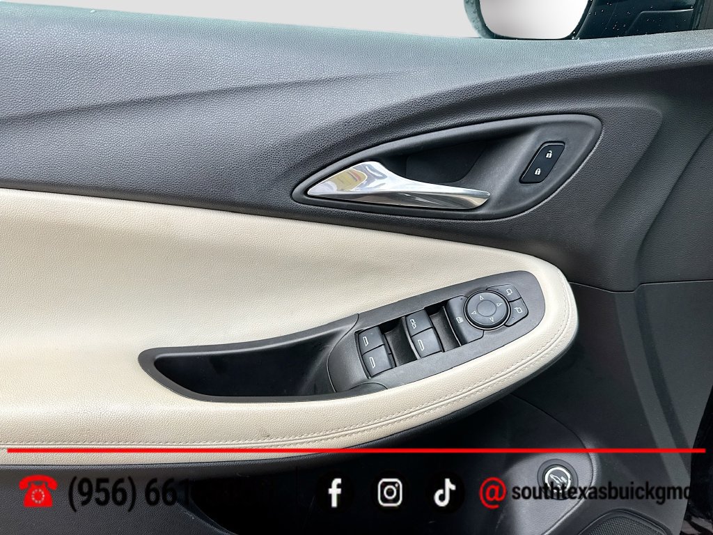Used 2025 Buick Encore GX Sport Touring FWD image 10