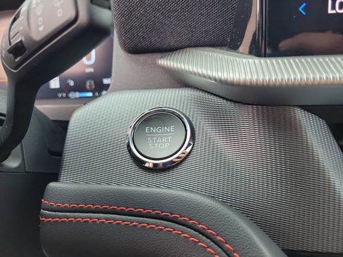 Used 2025 Ford Explorer ST-Line w/ Premium Package image 29