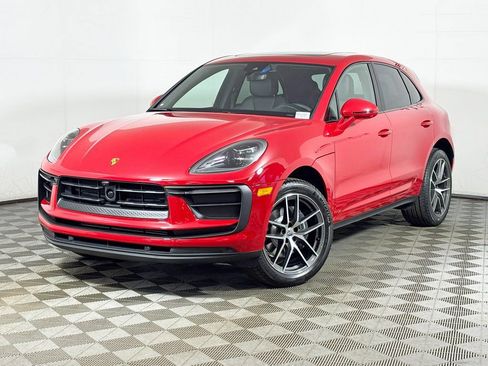 Certified 2026 Porsche Macan AWD/4WD image 1