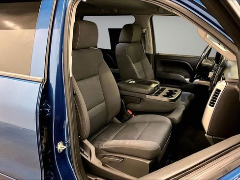 Used 2018 Chevrolet Silverado 1500 LT w/ All Star Edition AWD/4WD image 30