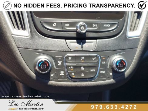 Used 2024 Chevrolet Malibu LT FWD image 23
