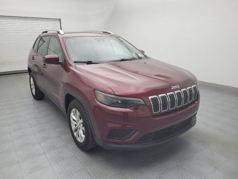 Used 2021 Jeep Cherokee Latitude w/ Mobile Office Group FWD image 13