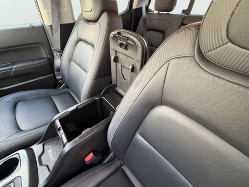 Used 2022 GMC Canyon AT4 w/ Trailering Package image 23