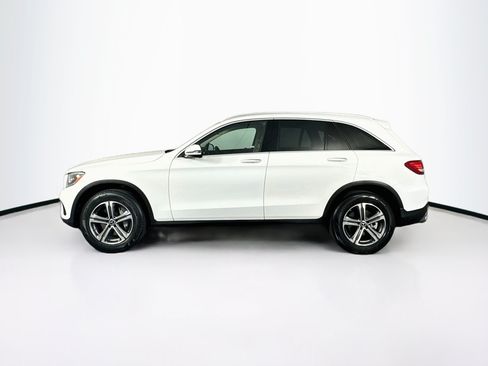 Used 2019 Mercedes-Benz GLC 300 4MATIC image 4