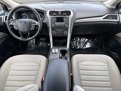 Used 2019 Ford Fusion S FWD image 12