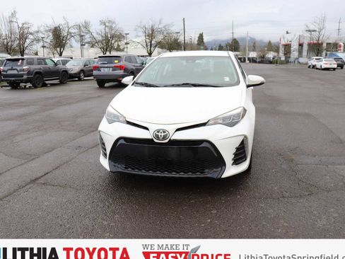 Used 2019 Toyota Corolla SE image 1