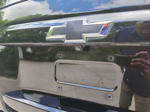 Used 2018 Chevrolet Tahoe Premier RWD image 7