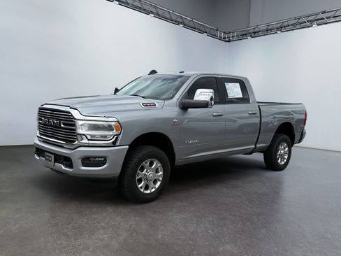 Used 2024 RAM 2500 Laramie w/ Safety Group AWD/4WD image 7