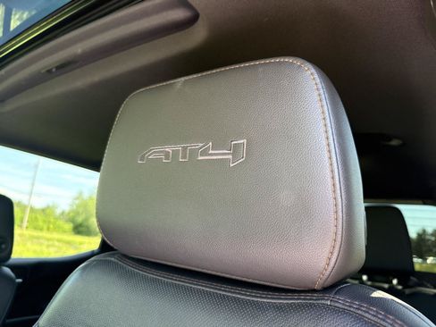 Used 2020 GMC Sierra 1500 AT4 w/ AT4 Premium Package AWD/4WD image 21