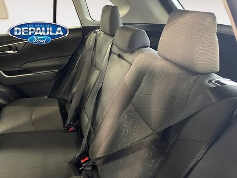 Used 2022 Toyota RAV4 XLE AWD/4WD image 17