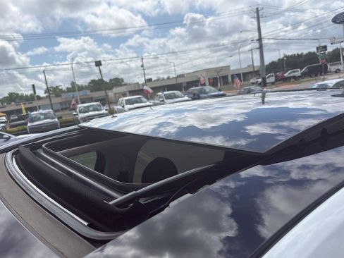 Used 2019 Ford Edge SEL w/ Equipment Group 201A image 11