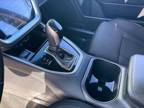 Used 2021 Subaru Outback Premium image 22